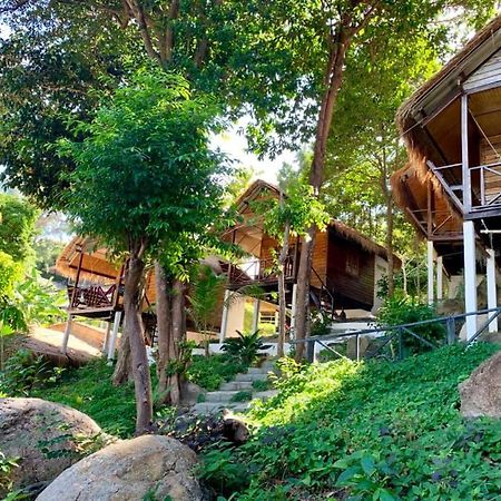 Pitiusas Beach Resort Koh Lipe Extérieur photo