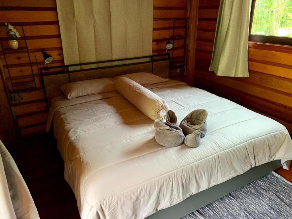 Pitiusas Beach Resort Koh Lipe Extérieur photo